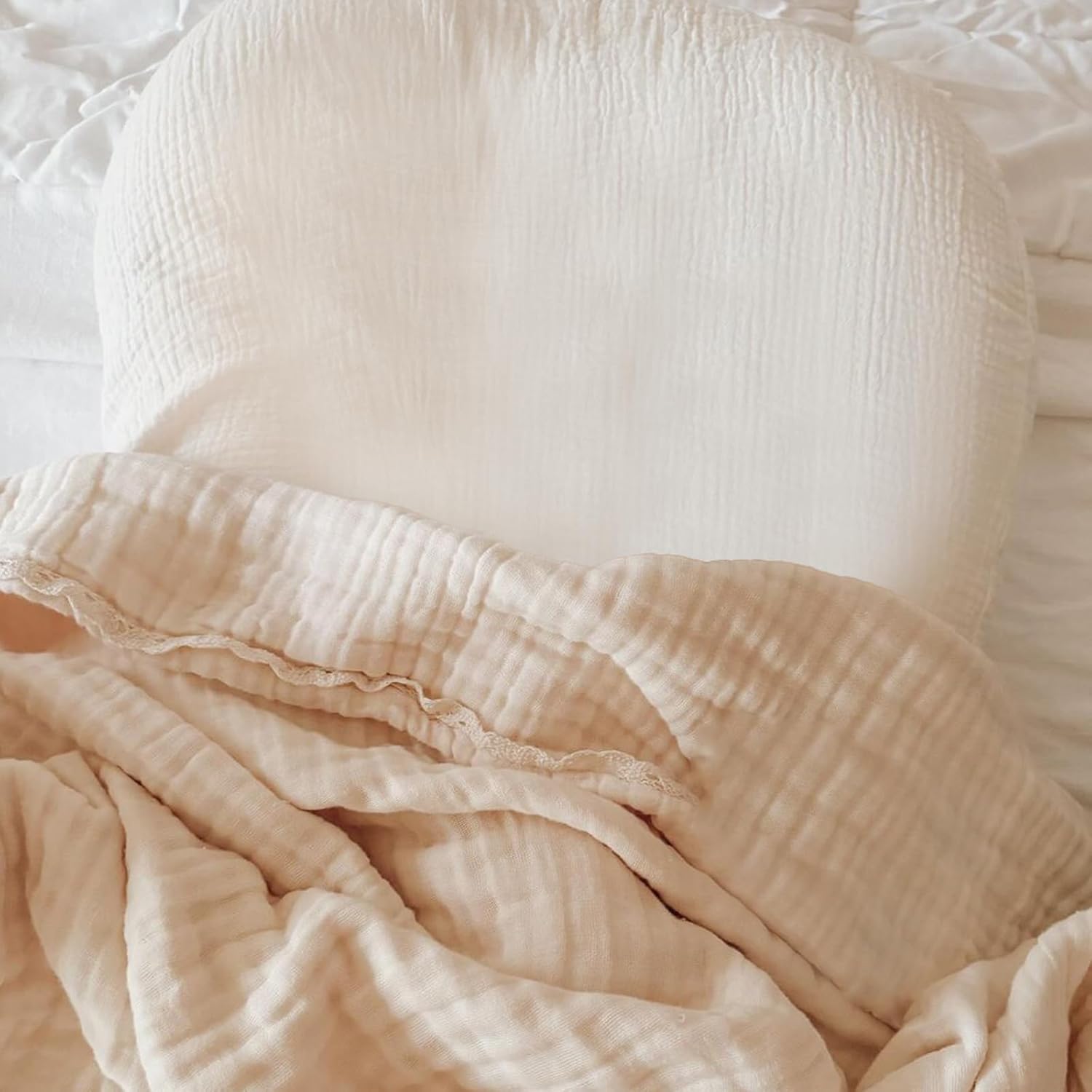 Color_Beige & Mustard Yellow