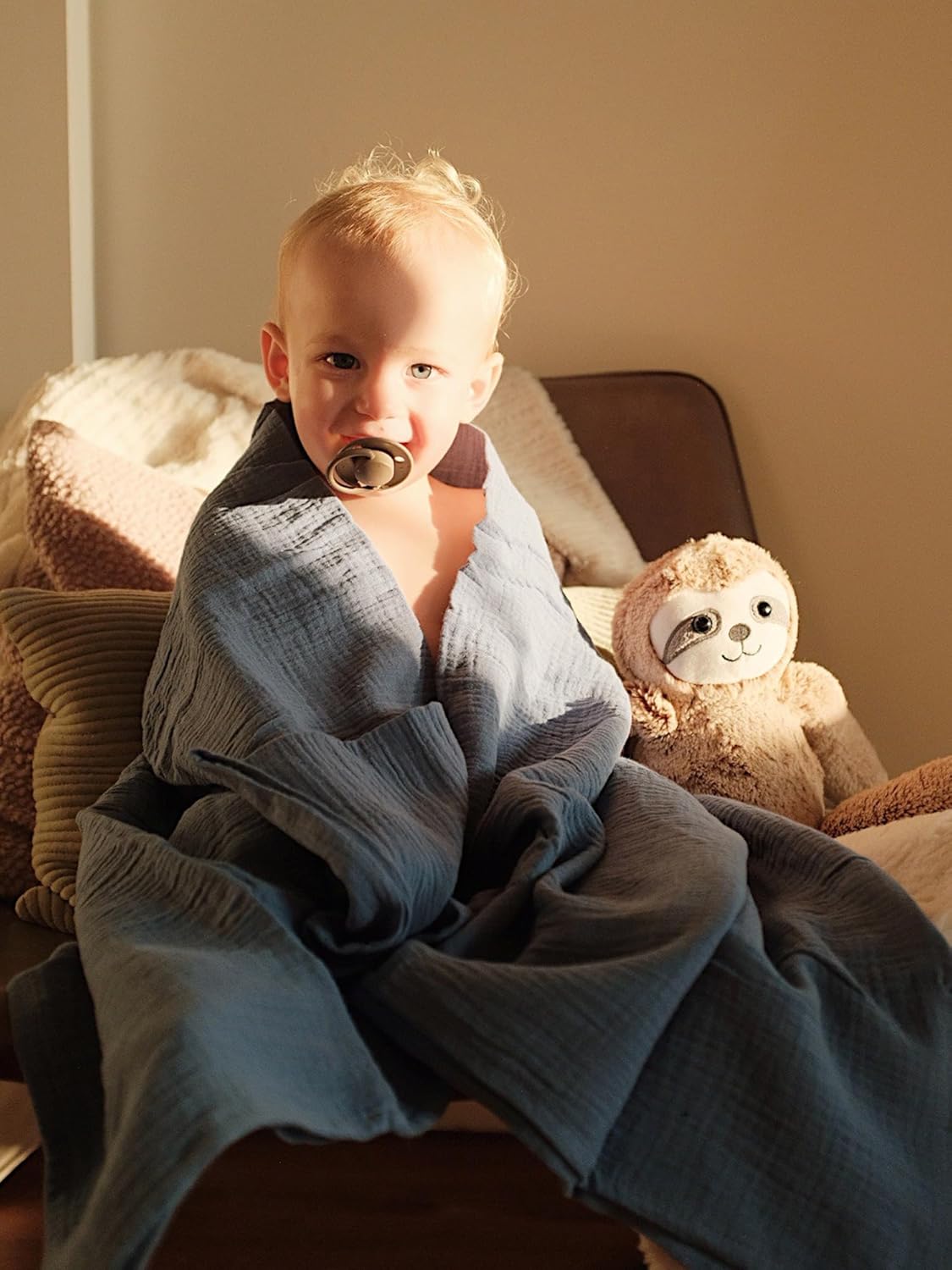 Color_Beige & Mustard Yellow